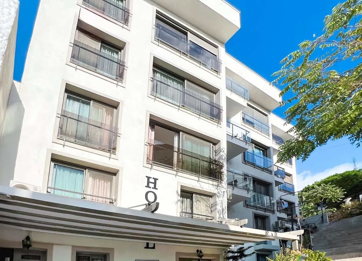 Azize Palas Apart Otel Esmirna